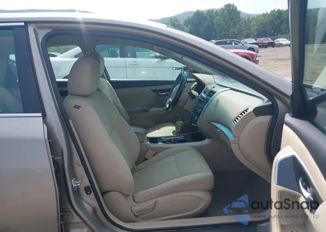 2014 Nissan Altima 2.5 S from USA, damaged, VIN 1N4AL3AP9EC158261